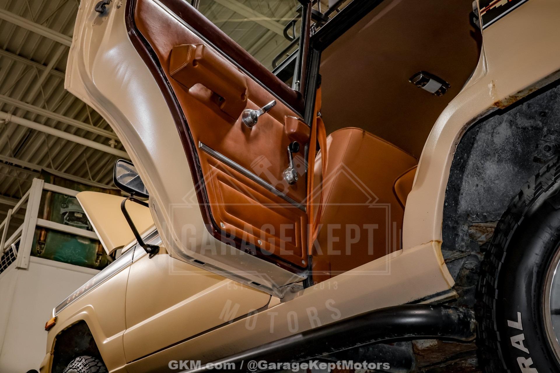 1983 Jeep Cherokee SJ