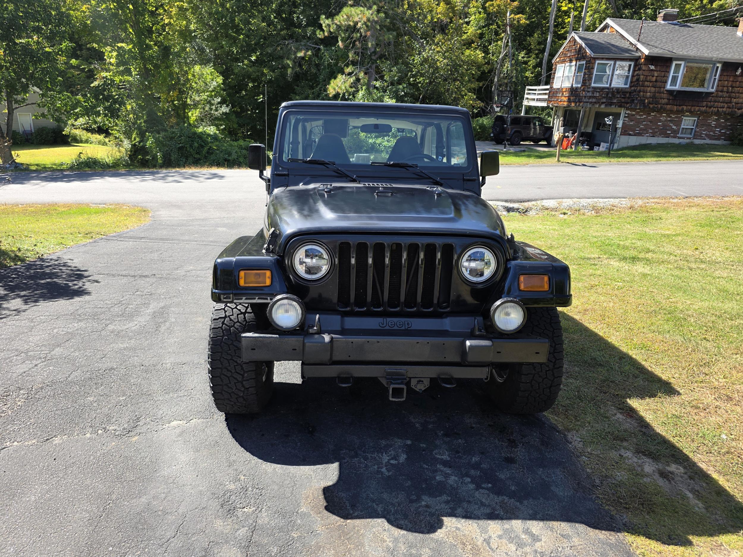 Restored 2002 Jeep Wrangler Sahara - 3