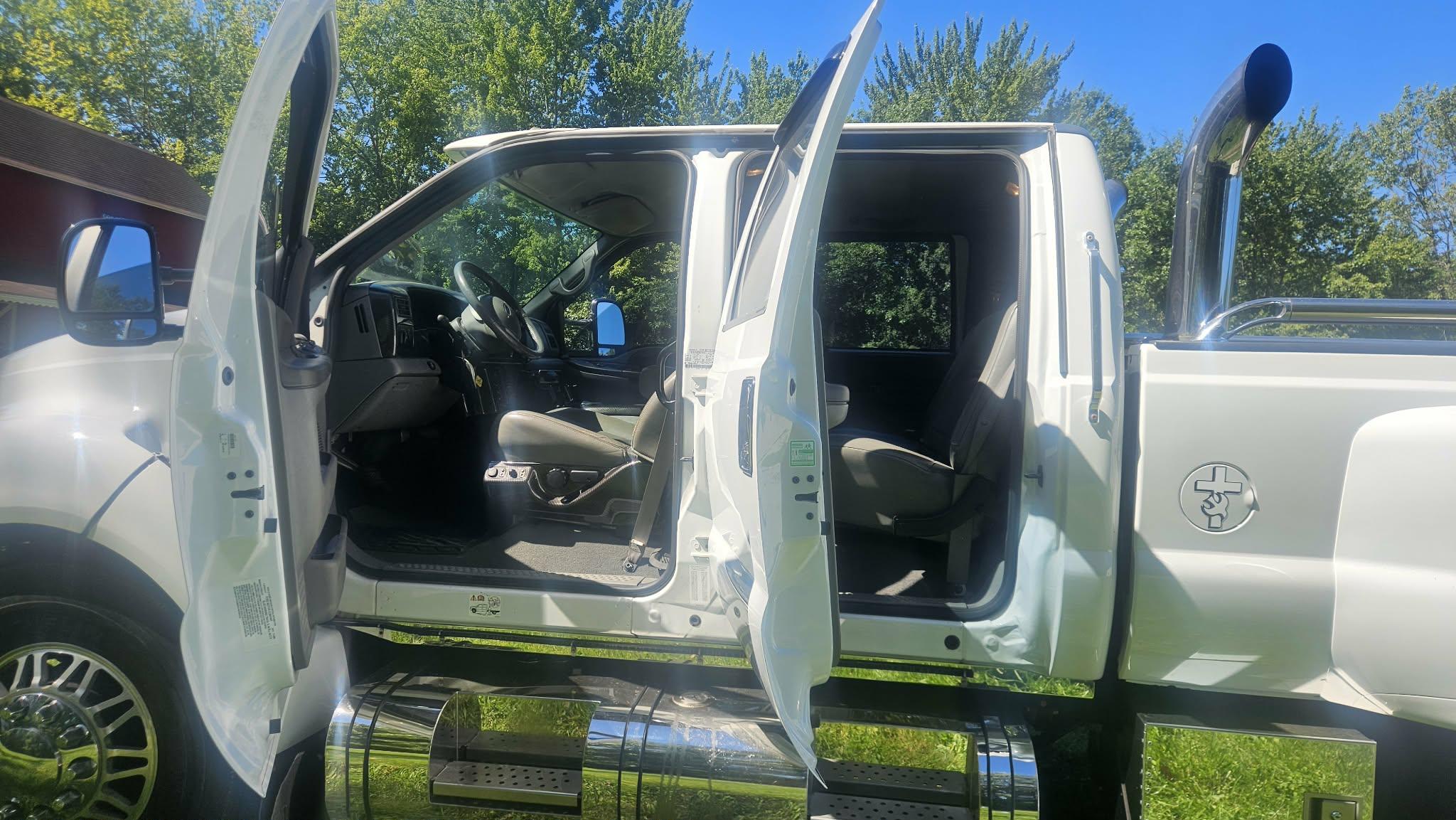 2007 Ford F-650 Dominator Super Duty