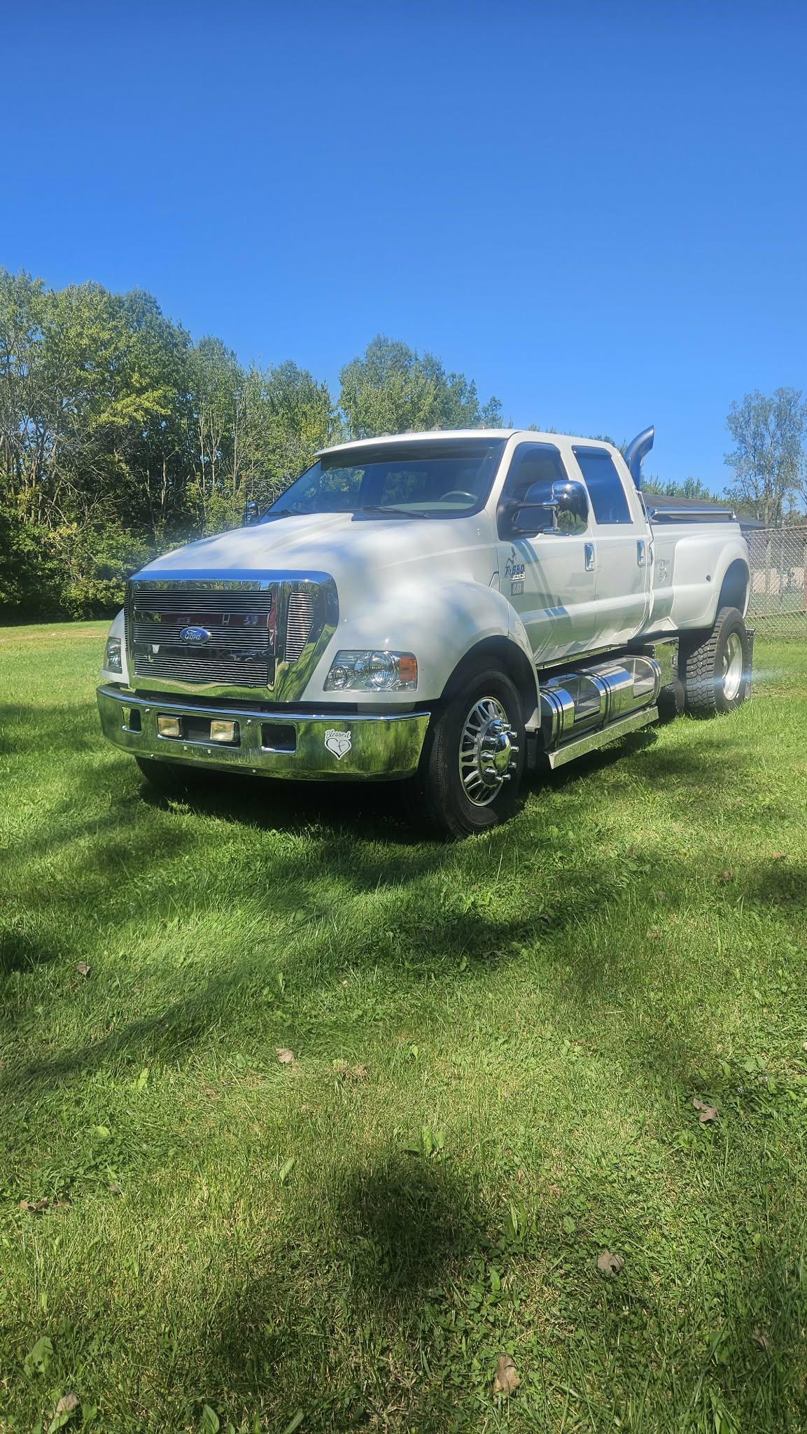 2007 Ford F-650 Dominator Super Duty - 3