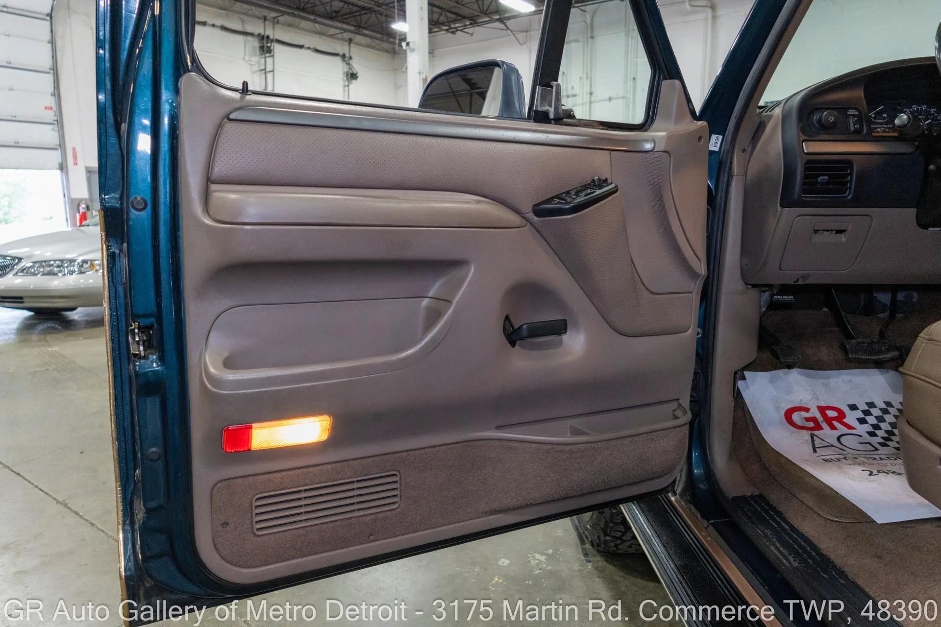 1994 Ford Bronco Eddie Bauer