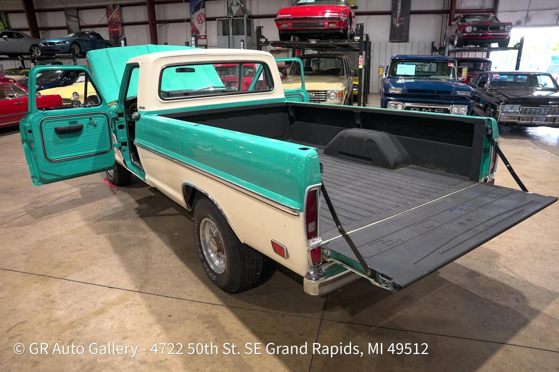 1968 Ford F-250 Custom Cab