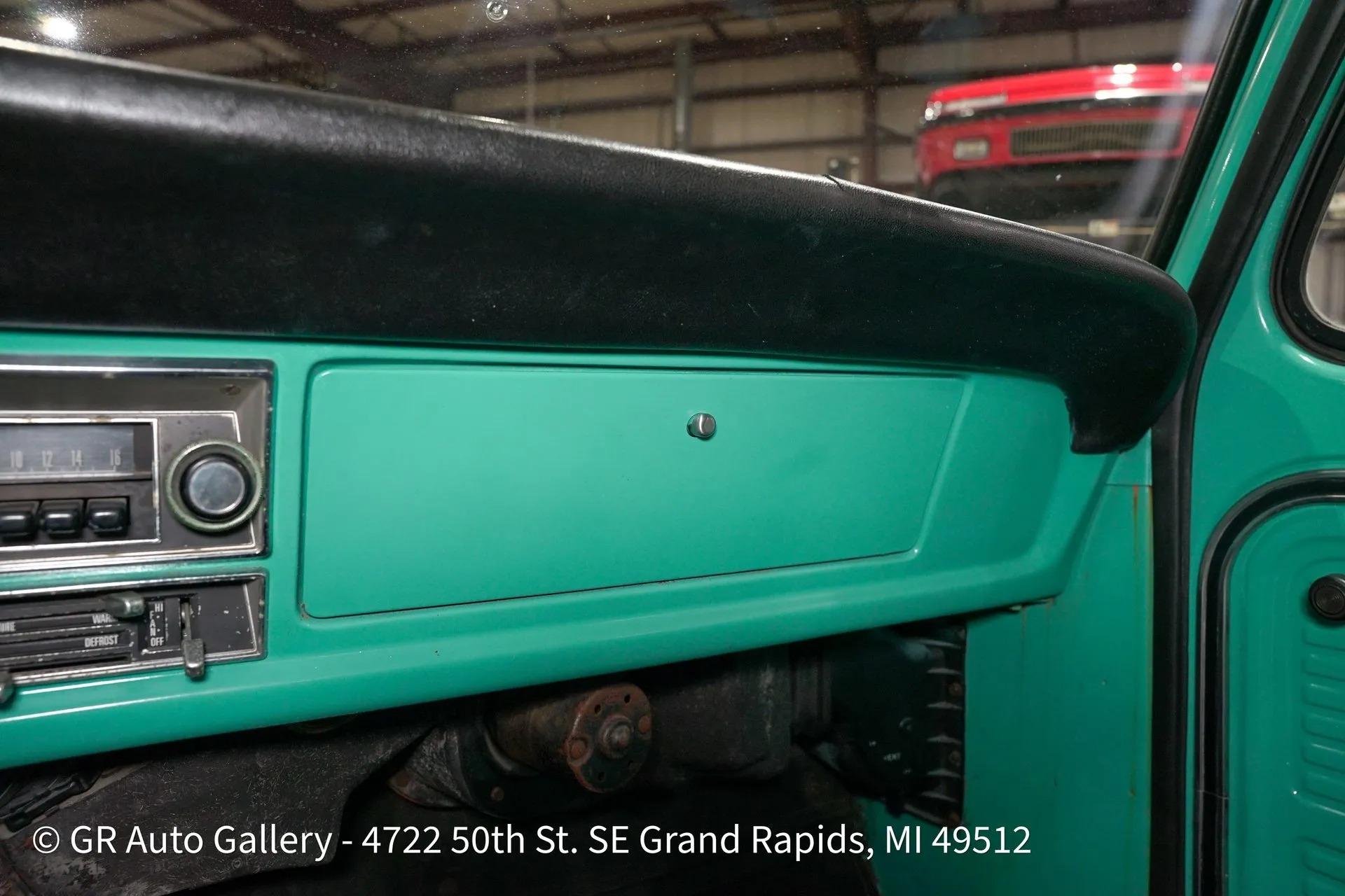1968 Ford F-250 Custom Cab