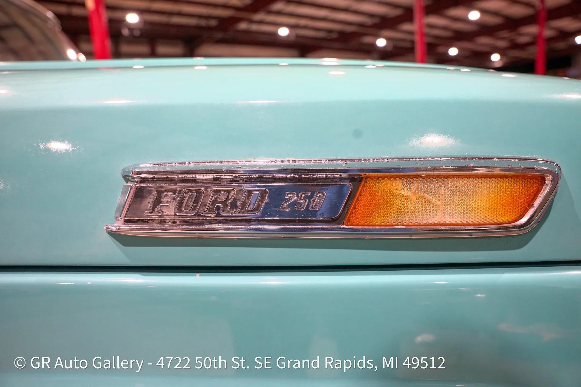 1968 Ford F-250 Custom Cab