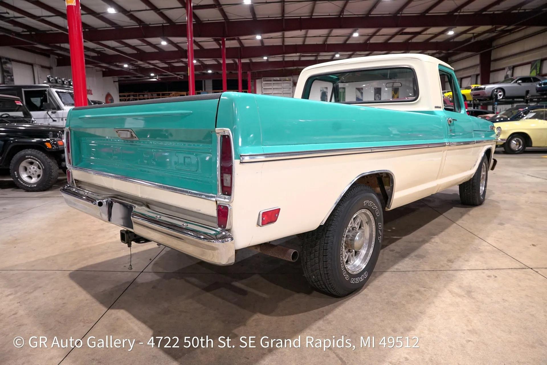 1968 Ford F-250 Custom Cab