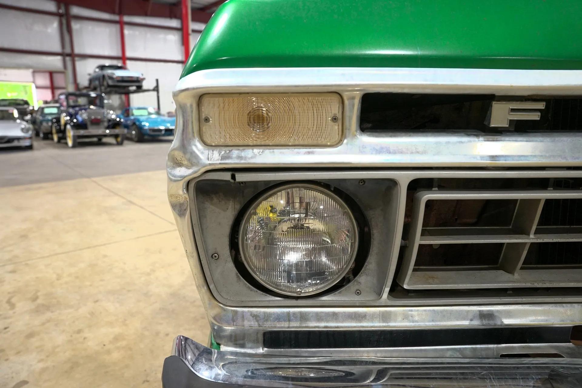 1976 Ford F-150 Custom Explorer