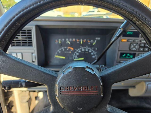 1994 Chevrolet C1500 Silverado SWB