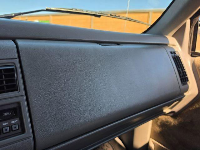 1994 Chevrolet C1500 Silverado SWB