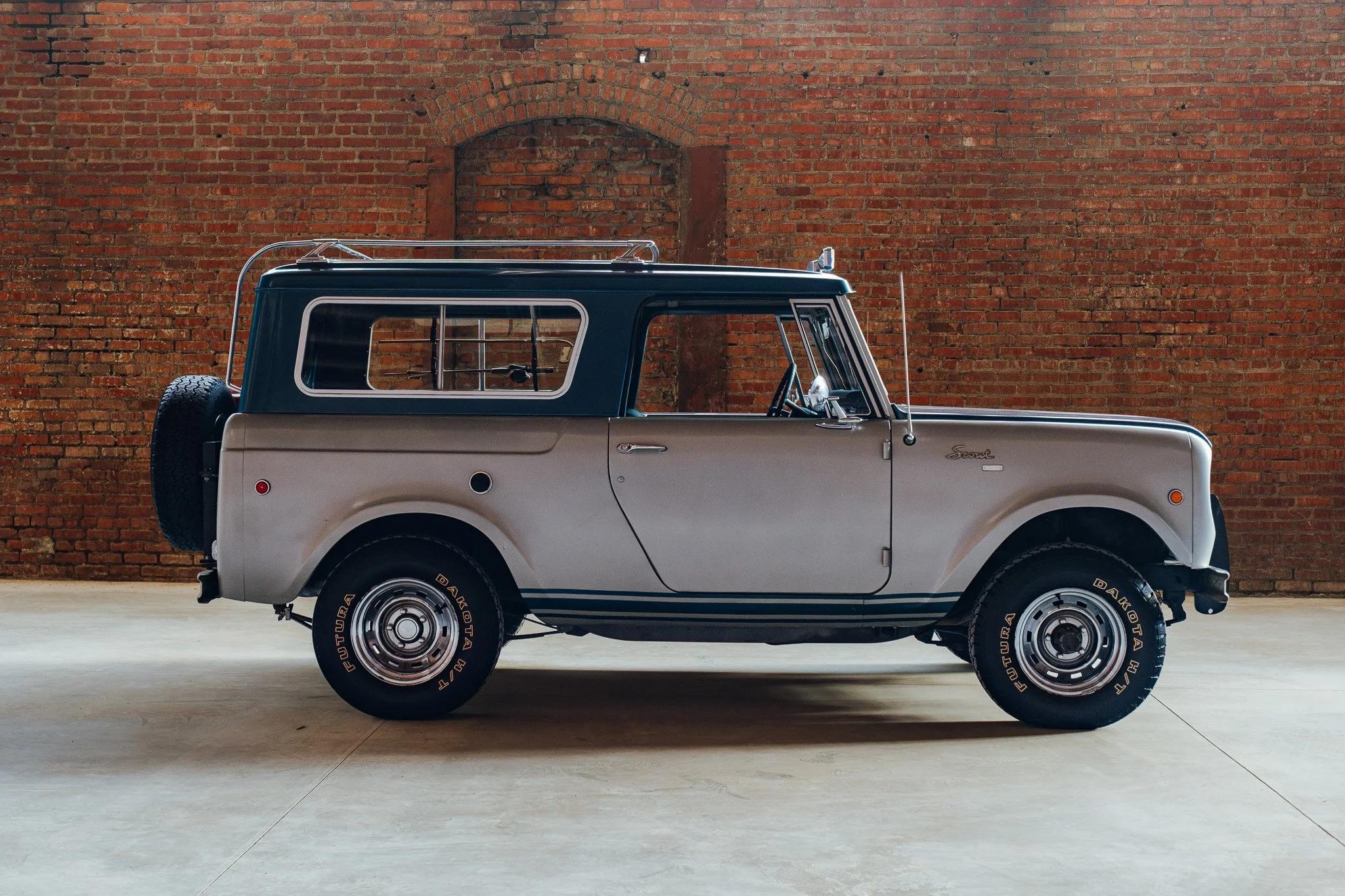 1969 International Harvester Scout 800A Aristocrat - 2