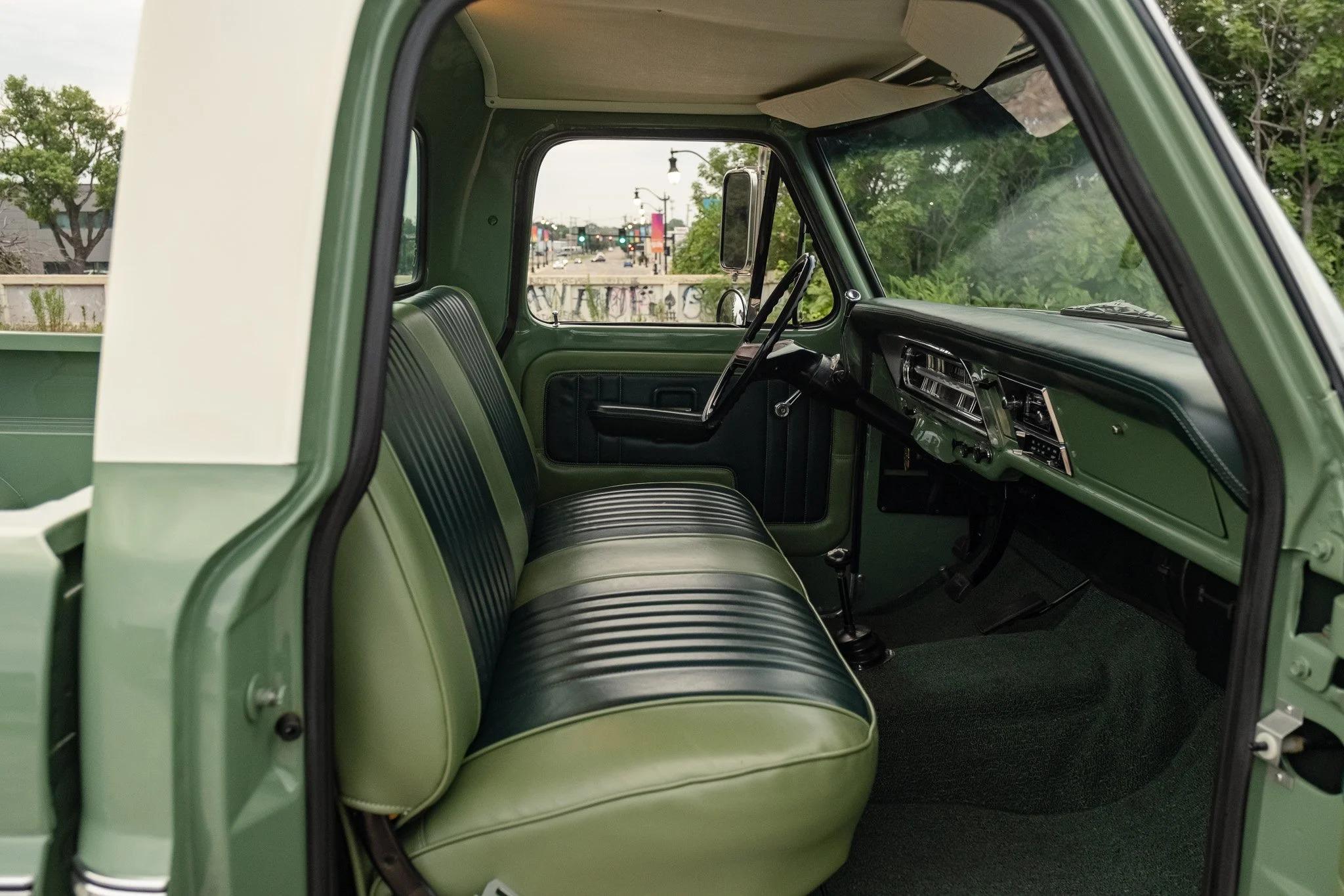 Refurbished 1972 Ford F-250 Highboy