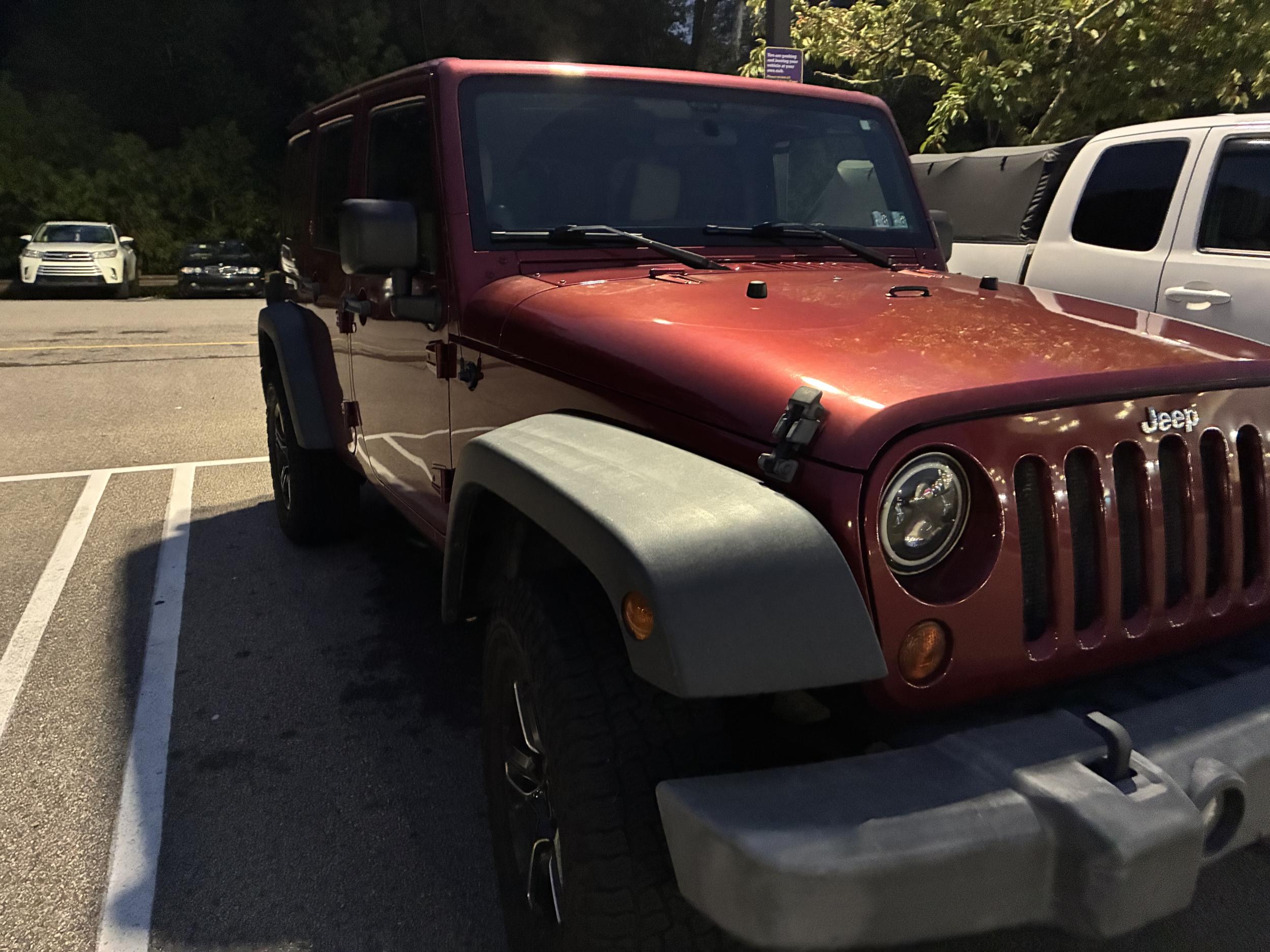 2011 Jeep Wrangler Unlimited Sport - 3