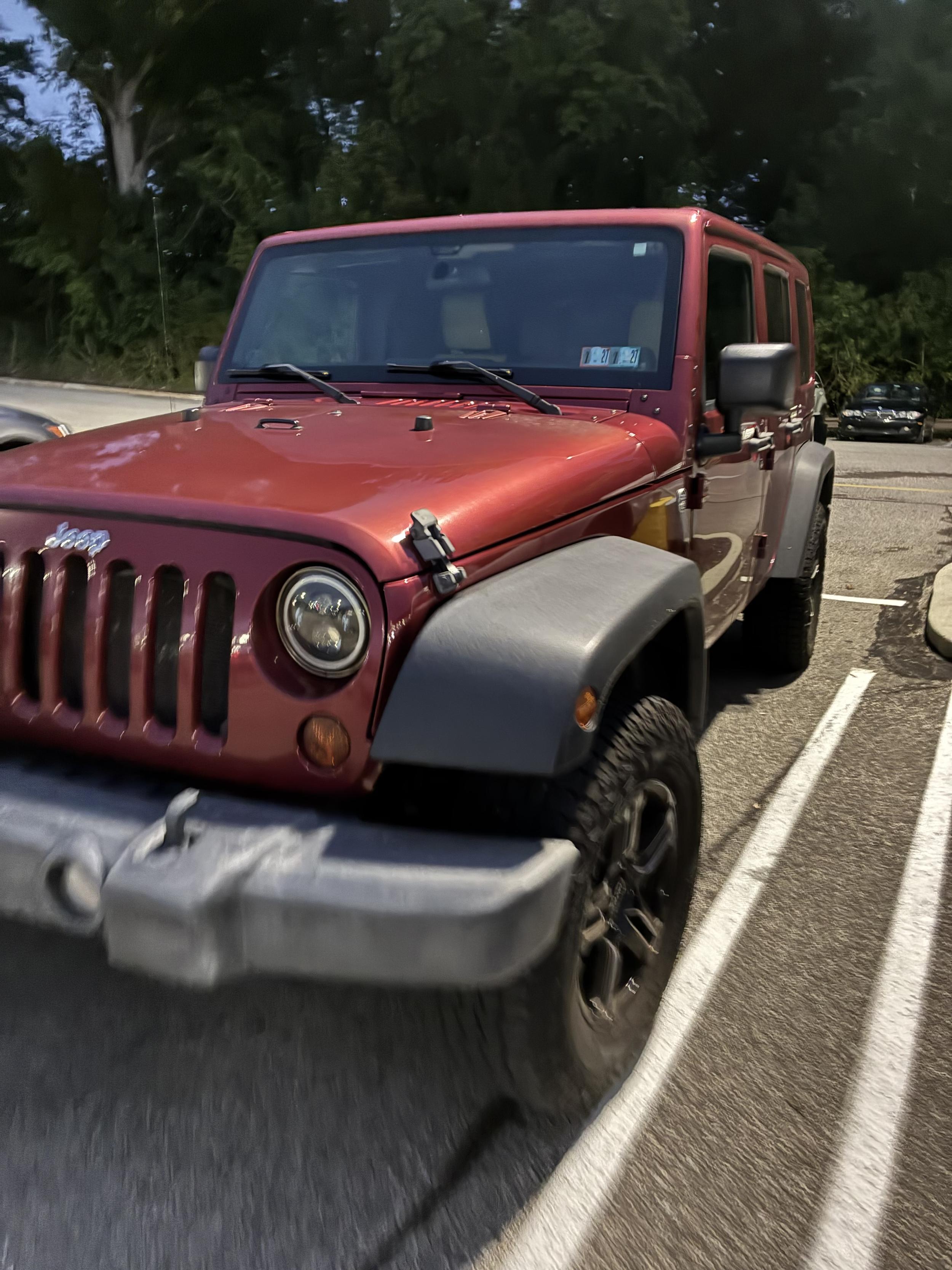 2011 Jeep Wrangler Unlimited Sport - 5