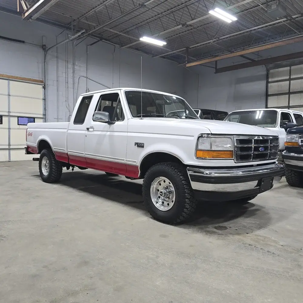 1995 Ford F-150 XLT - 3