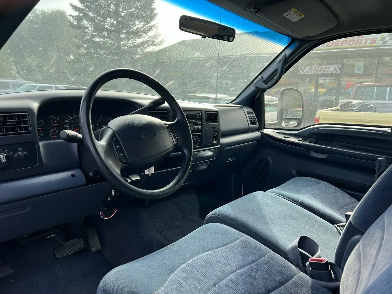 2000 Ford Super Duty F-350 XLT