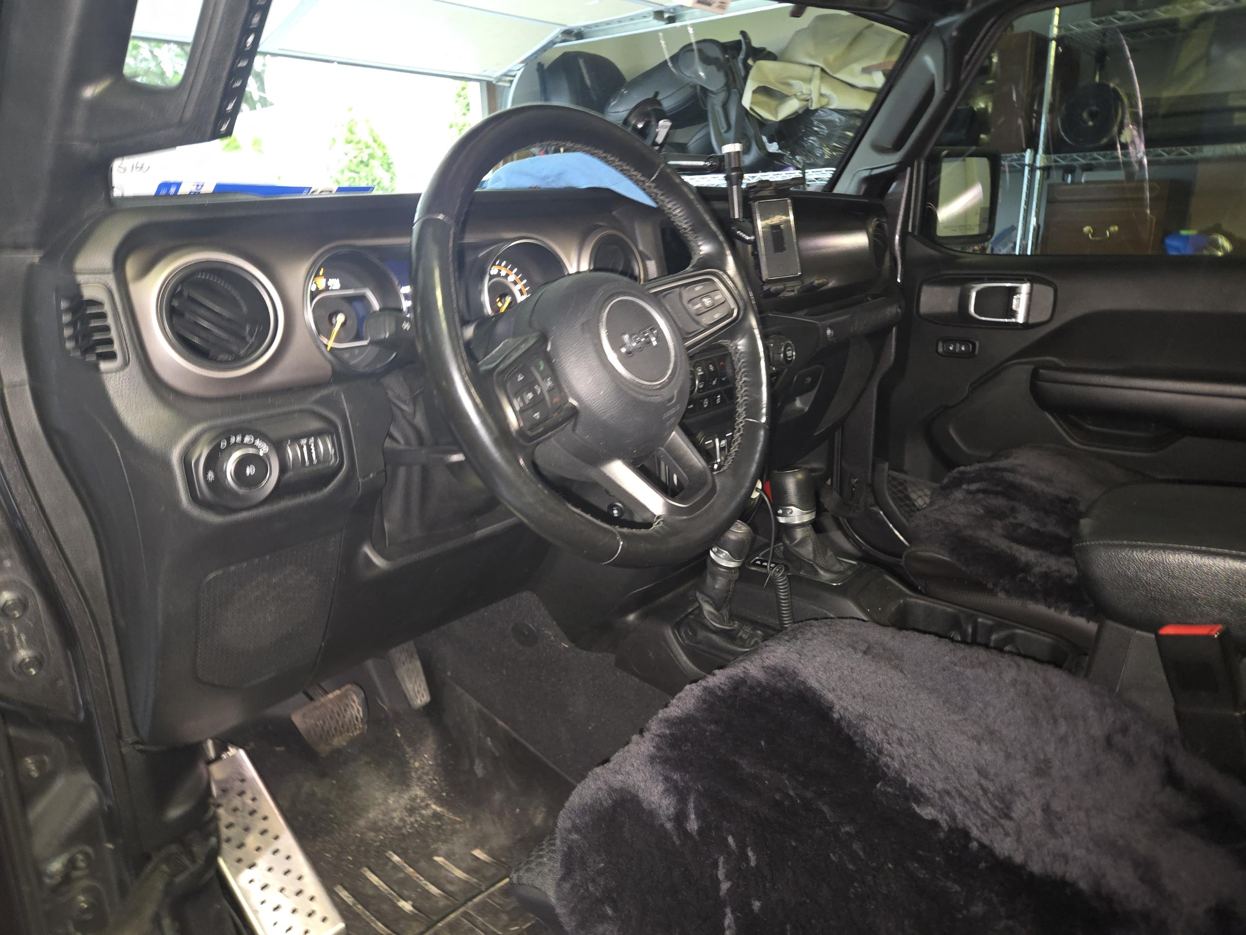 2020 Jeep Wrangler Sport - 5