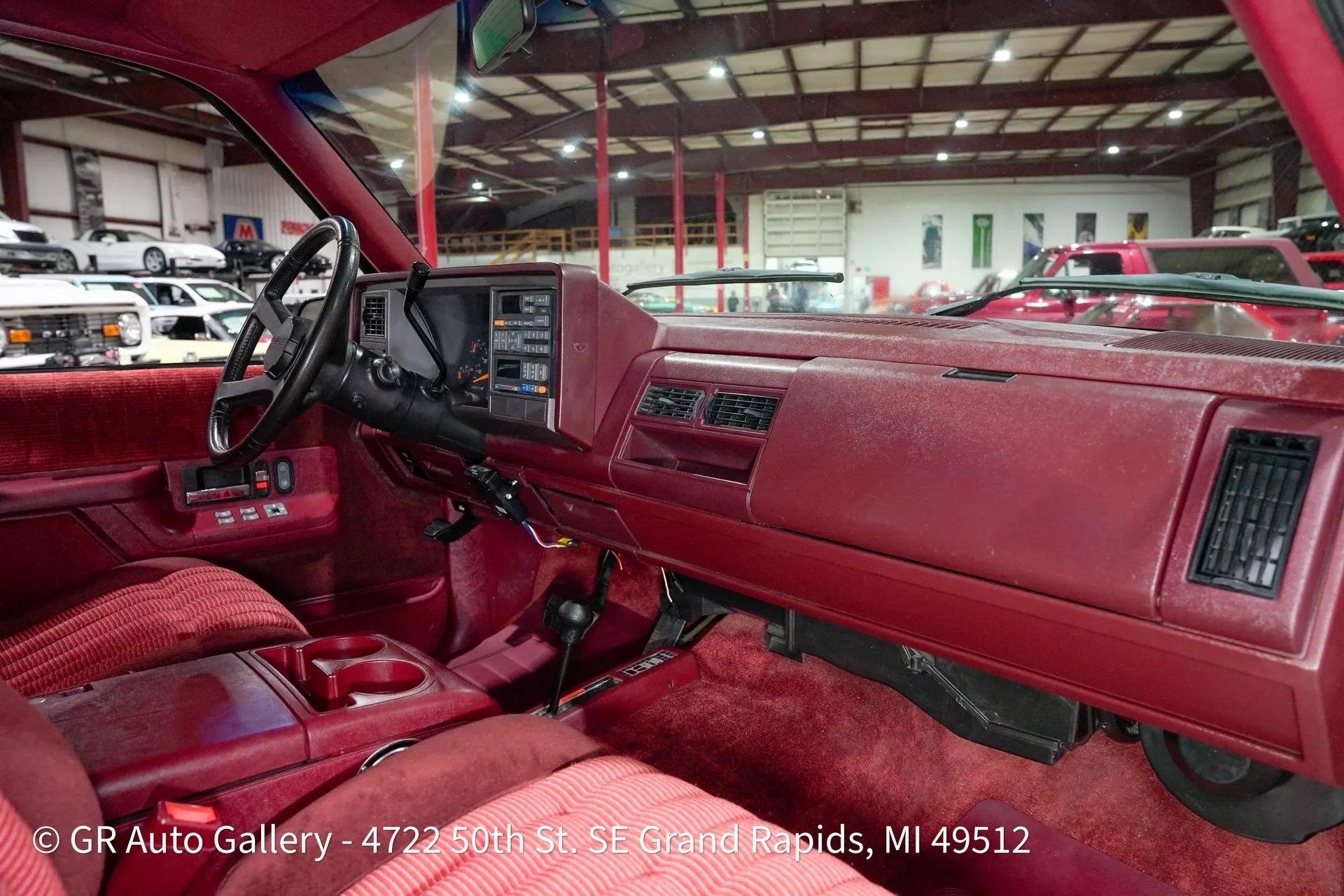 1993 Chevrolet Suburban Silverado