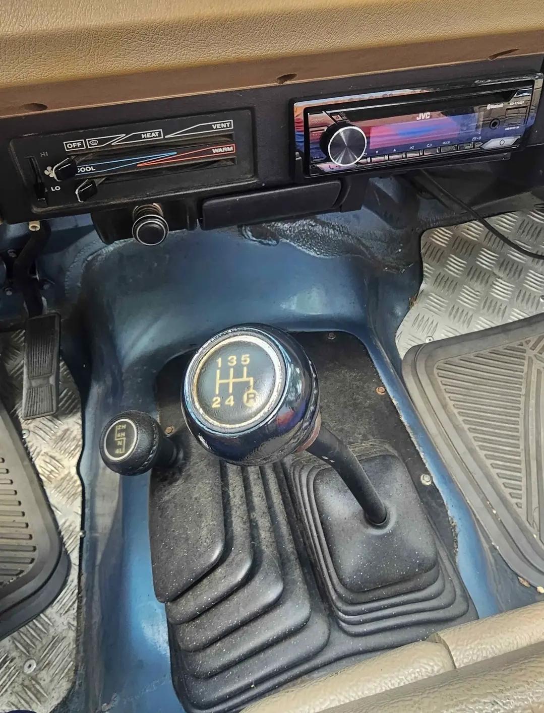 1989 Jeep Wrangler Laredo