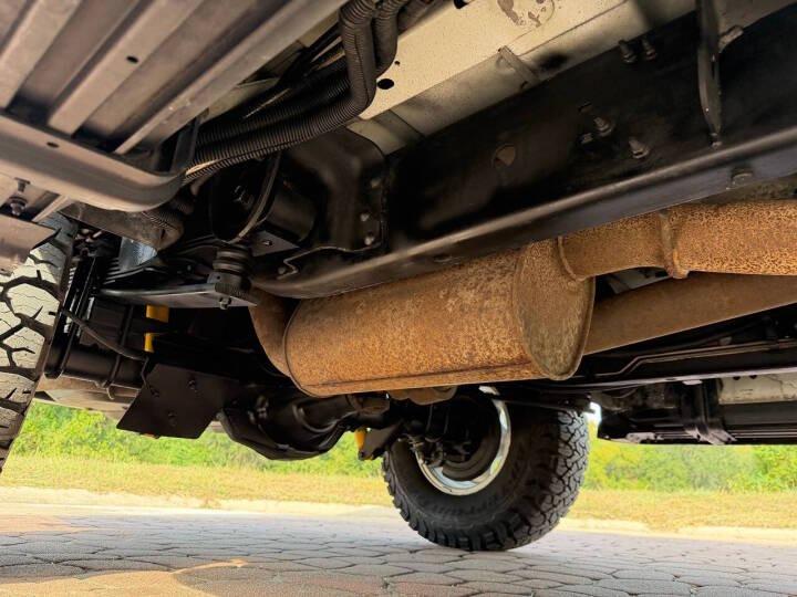 7.3L Power Stroke-Powered 2000 Ford Excursion XLT