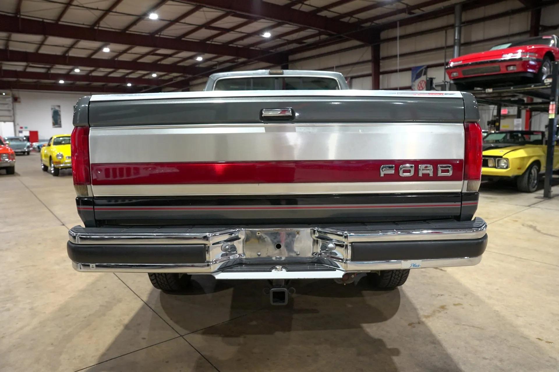 1990 Ford F-250 XLT Lariat