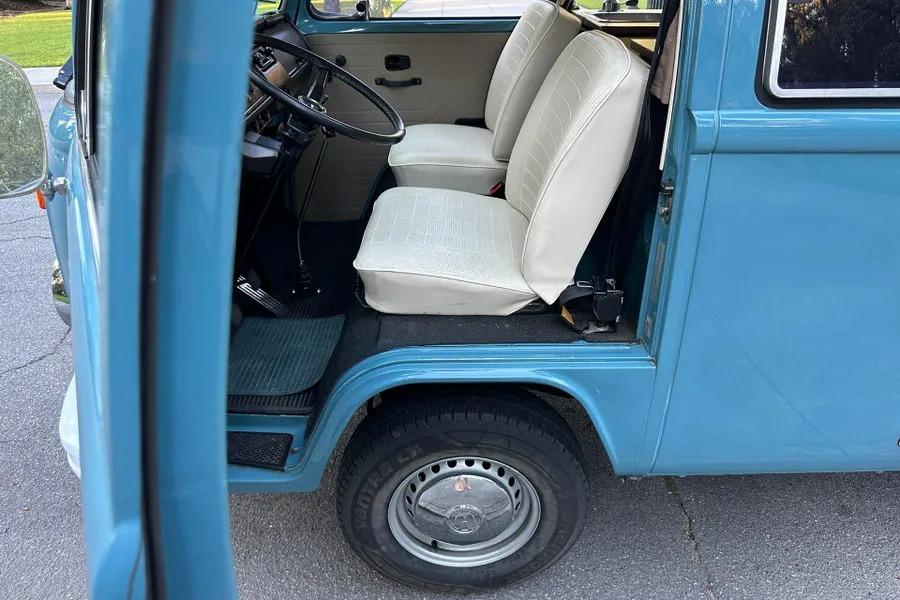 1974 Volkswagen Type 2 Kombi