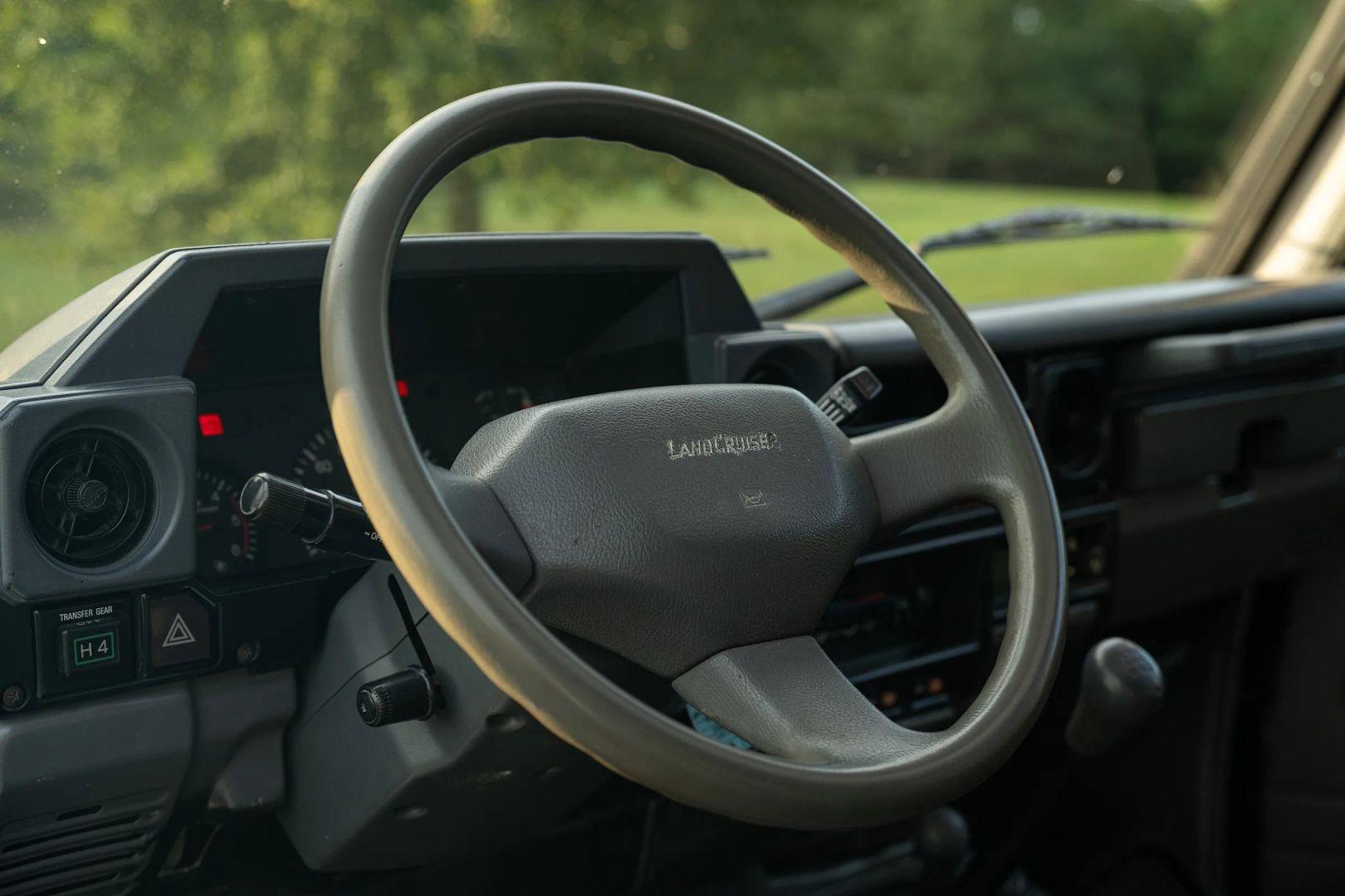 1994 Toyota Land Cruiser KZJ77
