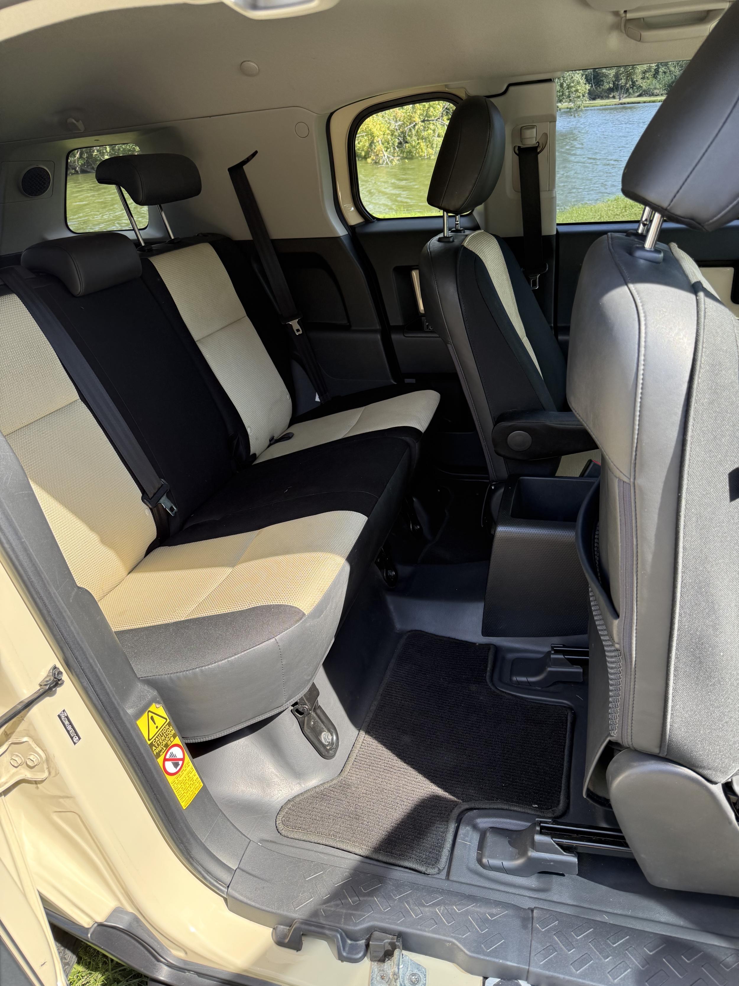 2010 Toyota FJ Cruiser Trail Teams Special Edition