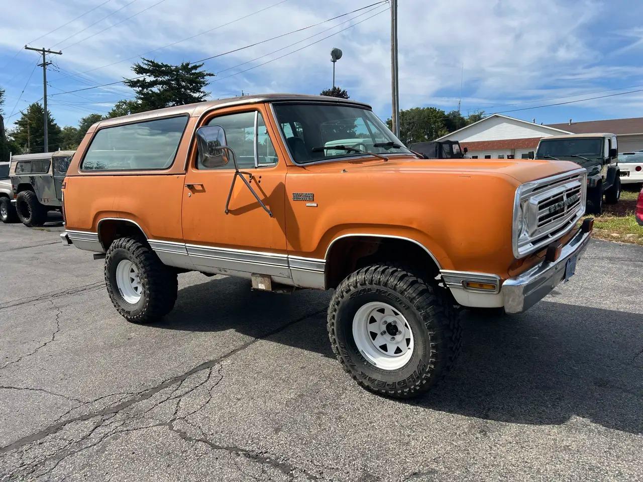 1975 Plymouth Trail Duster - 4