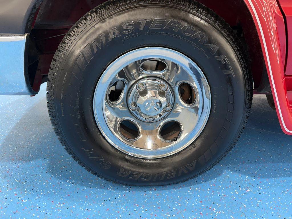 2001 Dodge Ram 1500 Starcraft Van