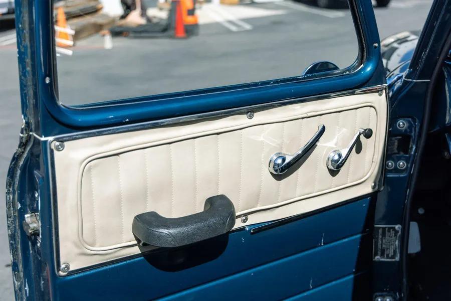 LS1-Powered 1952 Chevrolet 3100