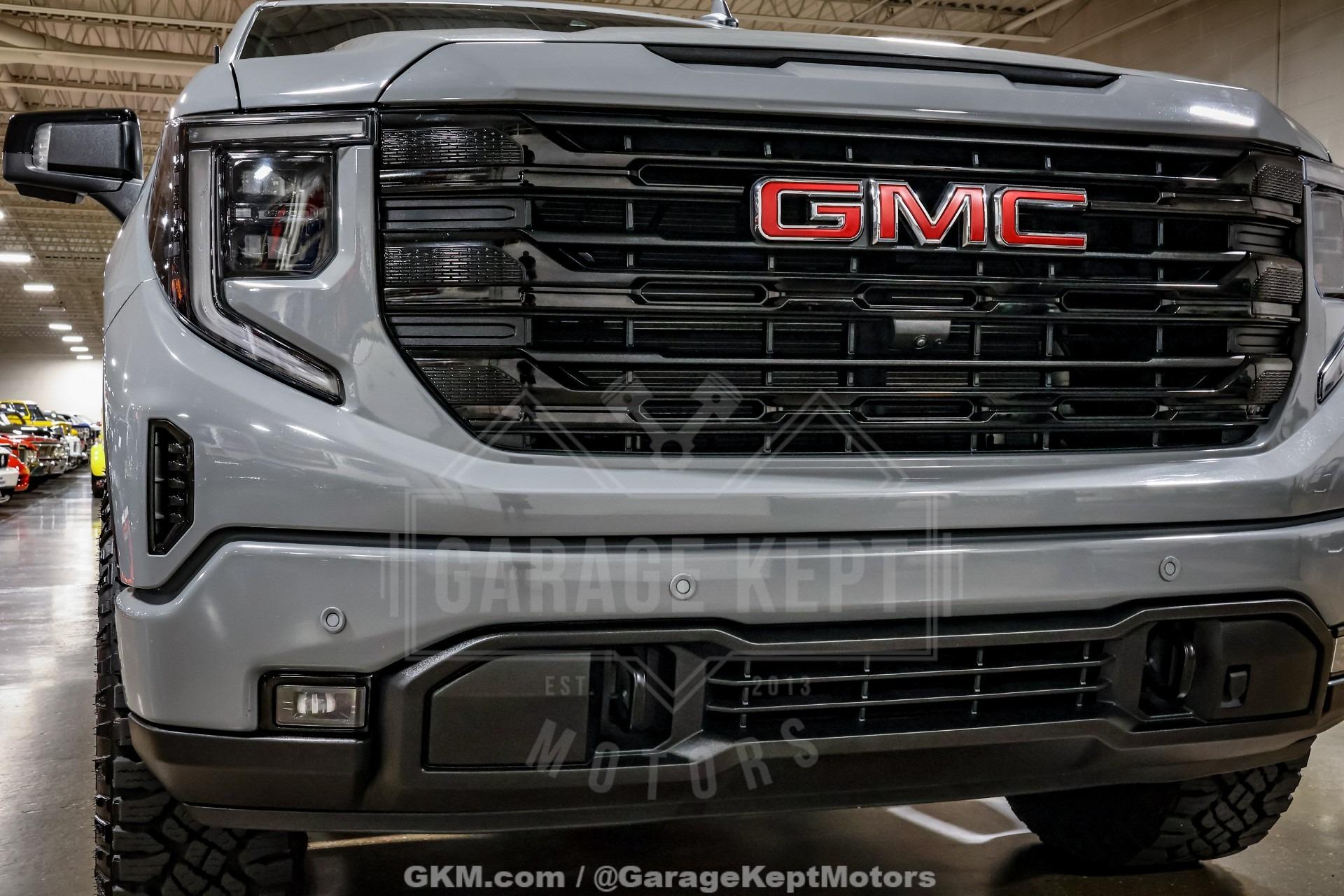 2024 GMC Sierra 1500 Elevation