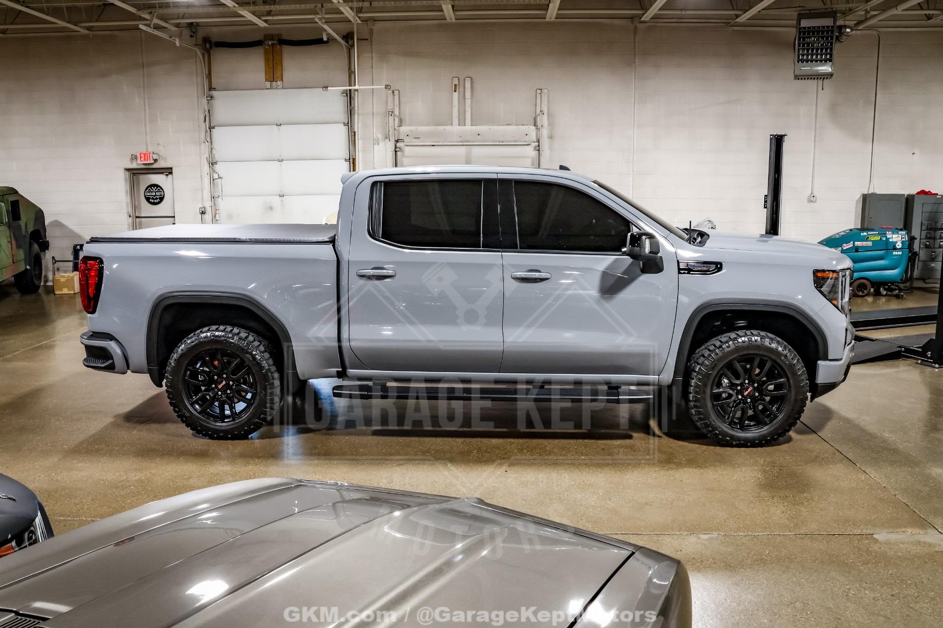 2024 GMC Sierra 1500 Elevation