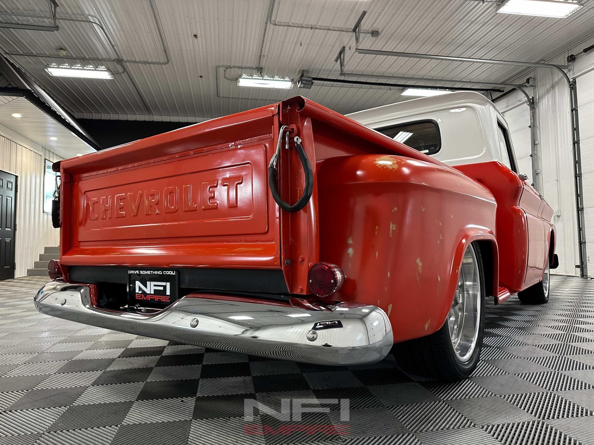 Custom 1965 Chevrolet C10 Stepside