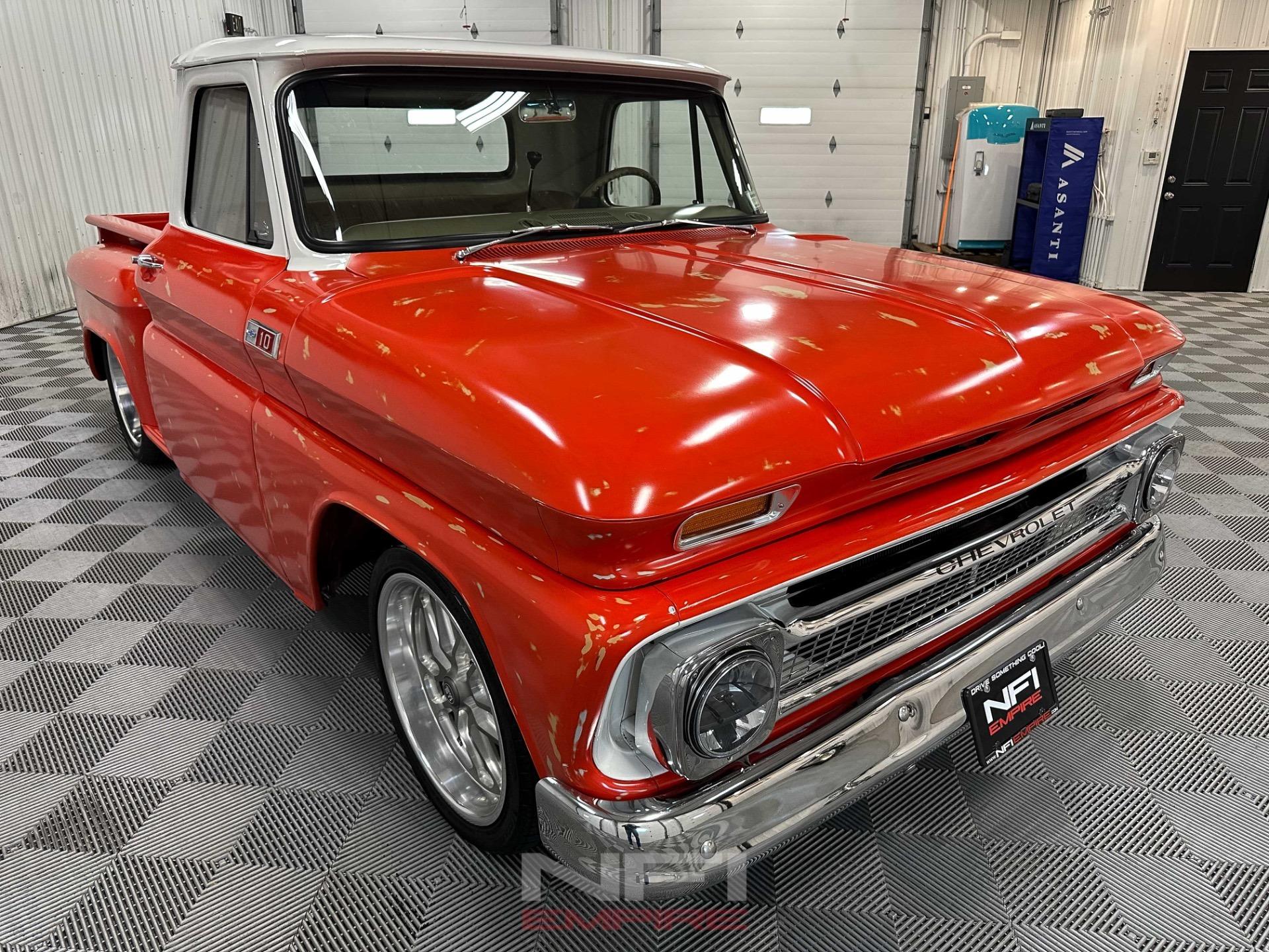 Custom 1965 Chevrolet C10 Stepside