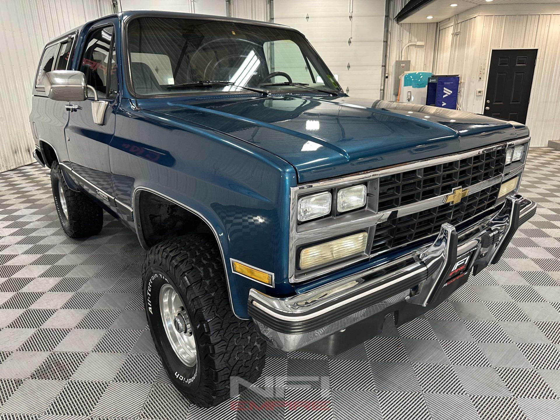 1989 Chevrolet Blazer Custom Deluxe - 3