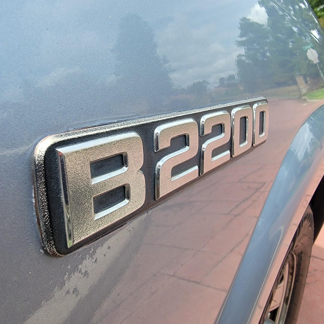 1989 Mazda B2200 Cab Plus