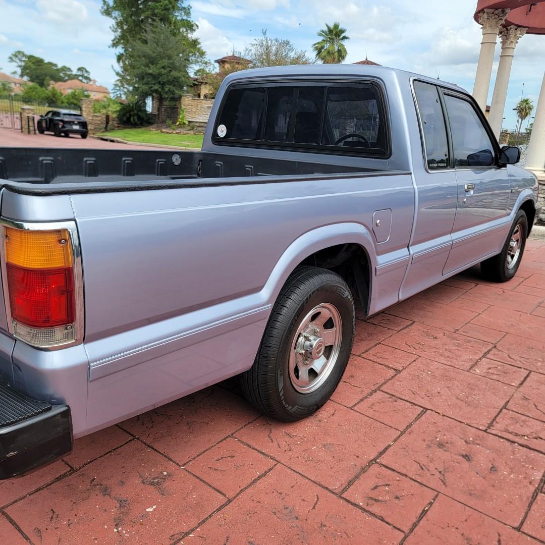 1989 Mazda B2200 Cab Plus - 3