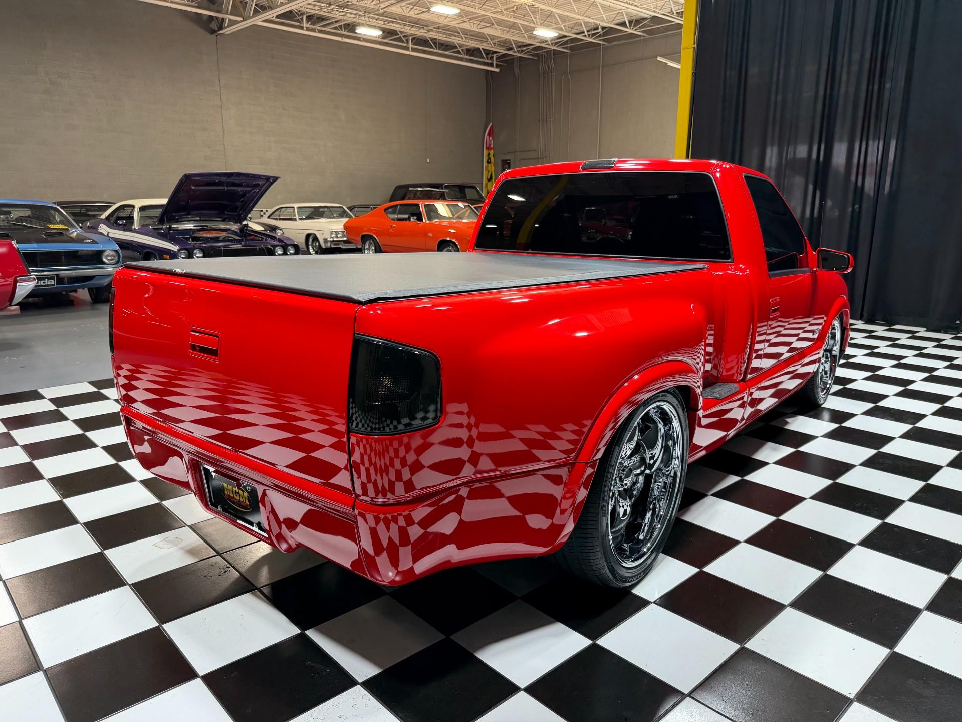 LS2-Powered 2001 Chevrolet S10 - 4