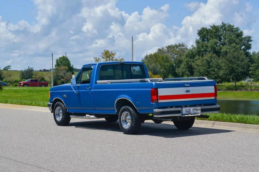 1991 Ford F-150 XLT Lariat