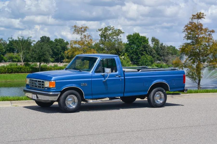 1991 Ford F-150 XLT Lariat
