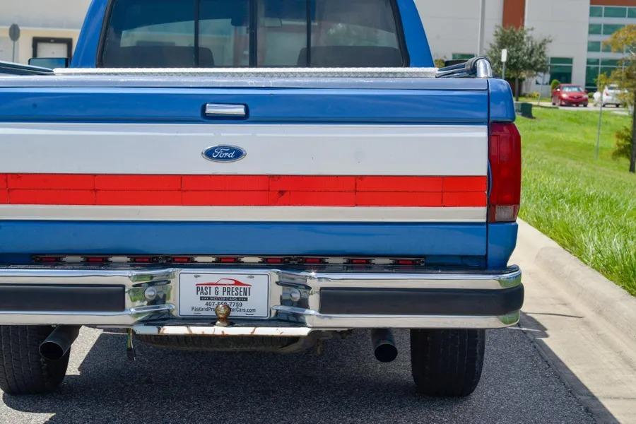 1991 Ford F-150 XLT Lariat