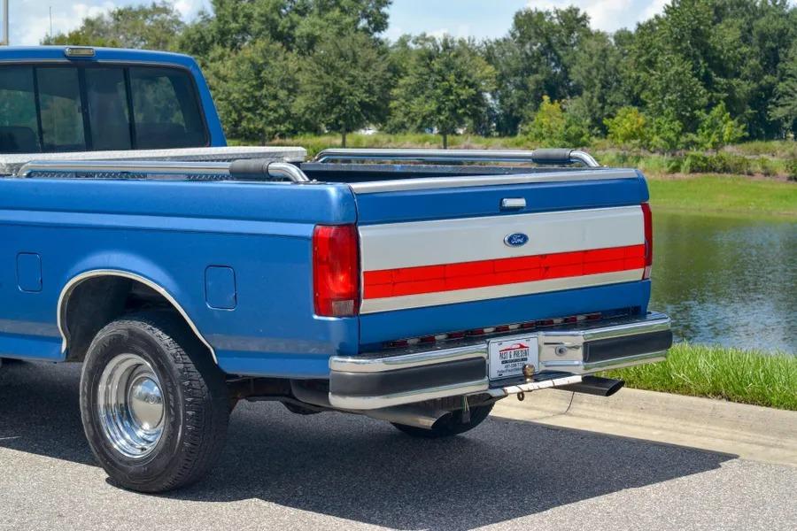 1991 Ford F-150 XLT Lariat