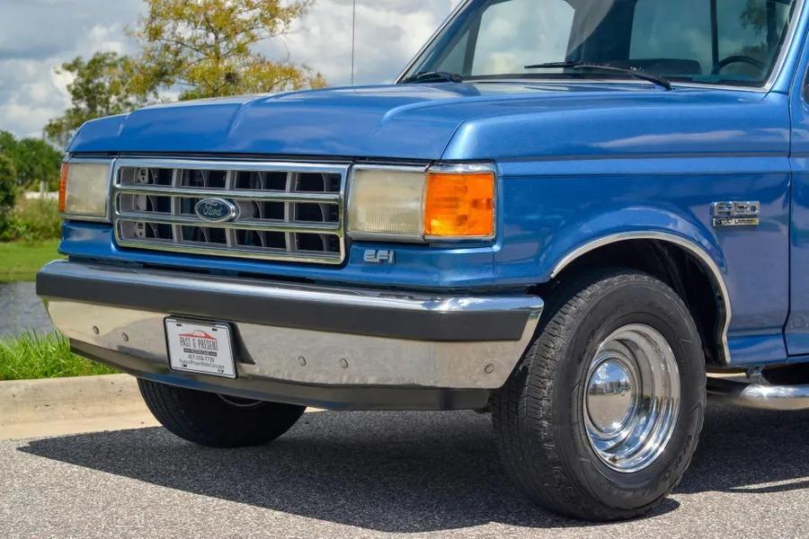 1991 Ford F-150 XLT Lariat