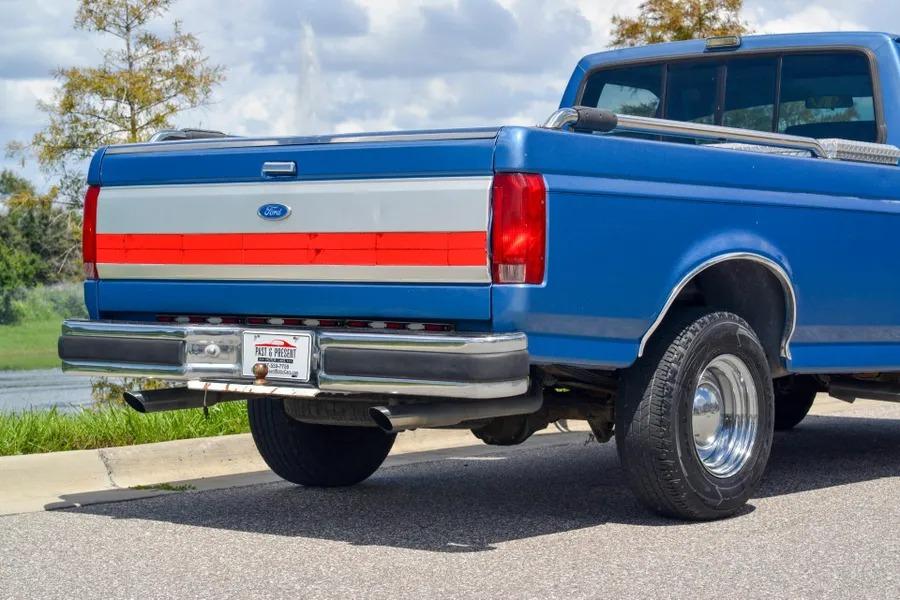 1991 Ford F-150 XLT Lariat