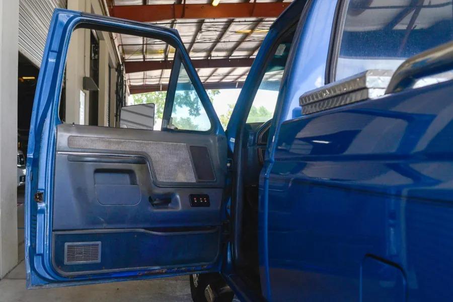1991 Ford F-150 XLT Lariat