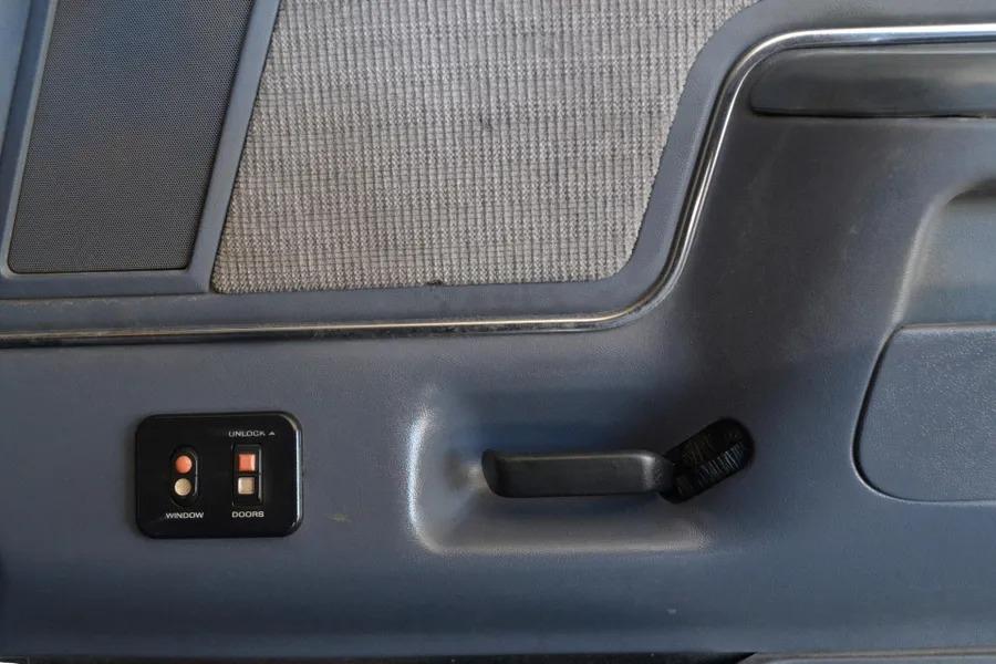 1991 Ford F-150 XLT Lariat