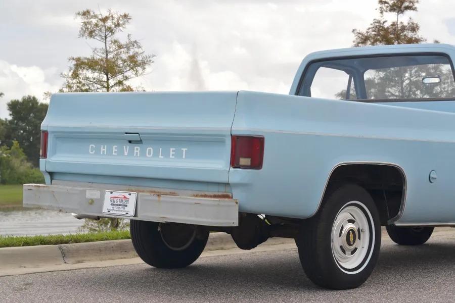 1976 Chevrolet C10 Custom Deluxe