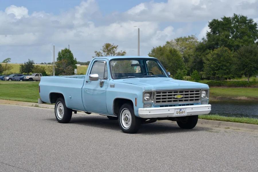 1976 Chevrolet C10 Custom Deluxe