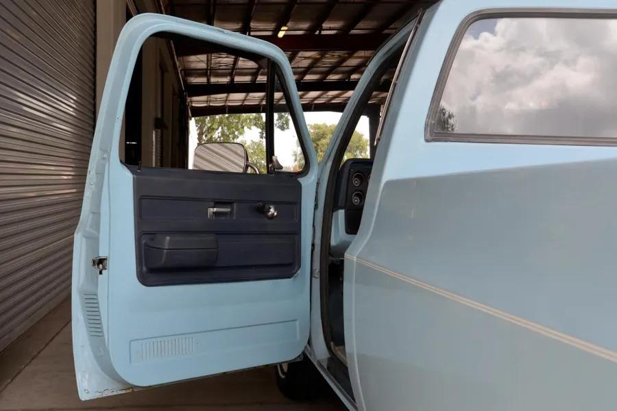 1976 Chevrolet C10 Custom Deluxe