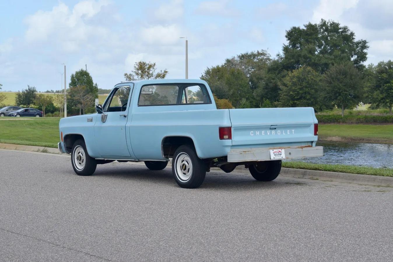 1976 Chevrolet C10 Custom Deluxe