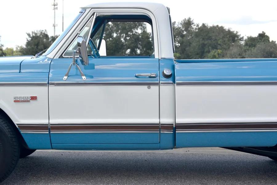 1972 Chevrolet C10 Camper Special